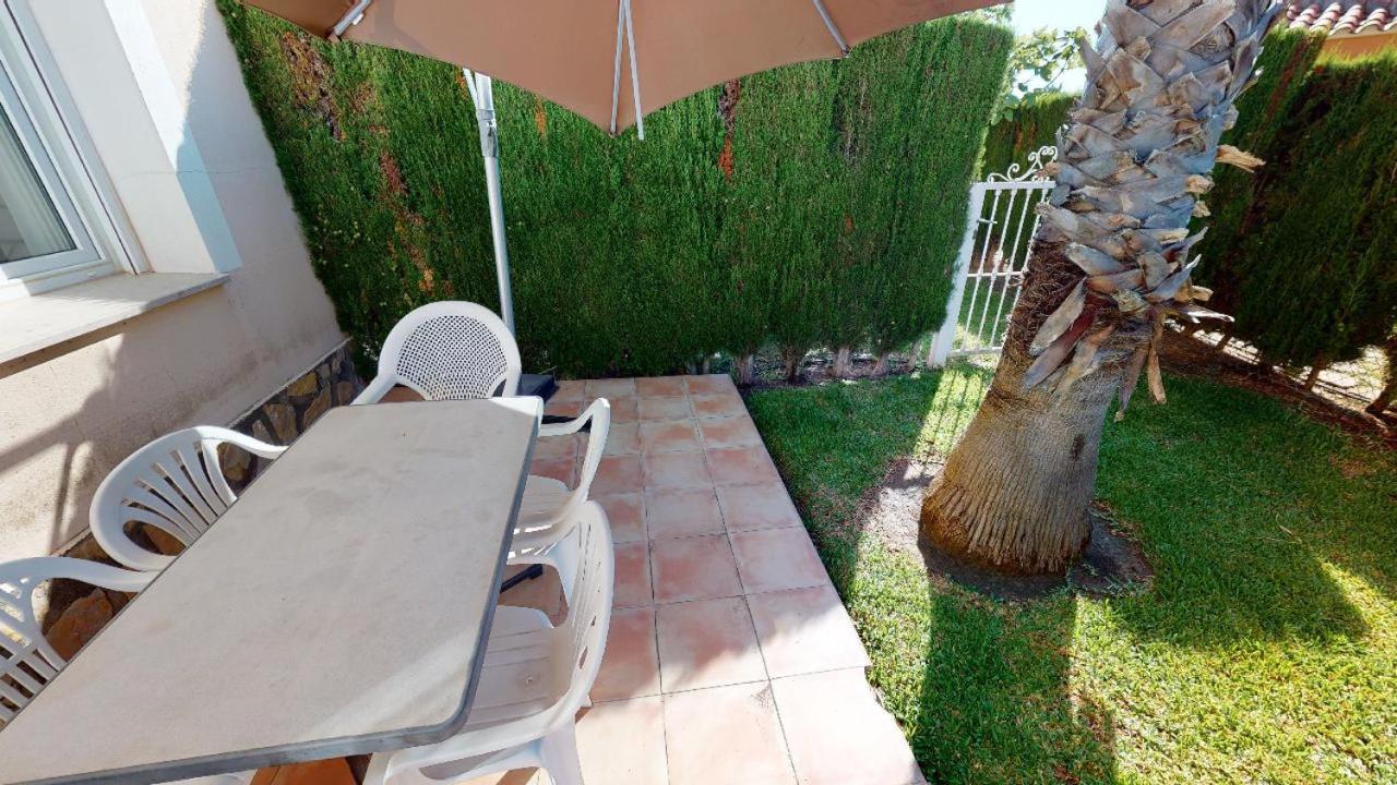 Apartamentos Y Villas Oliva Nova Golf Resort Екстер'єр фото