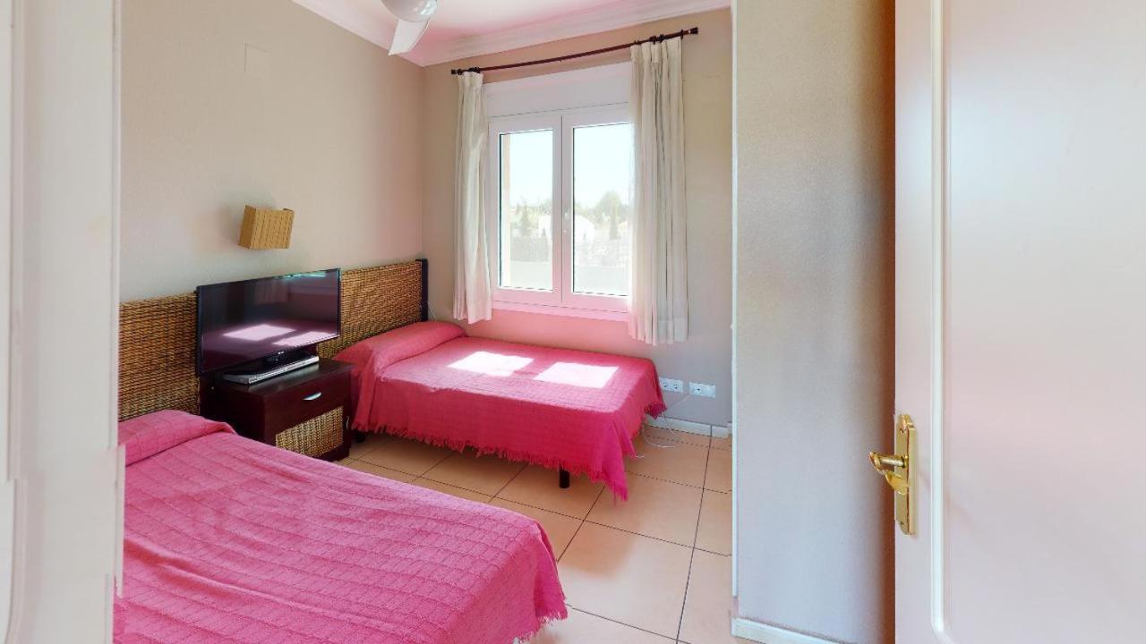 Apartamentos Y Villas Oliva Nova Golf Resort Екстер'єр фото