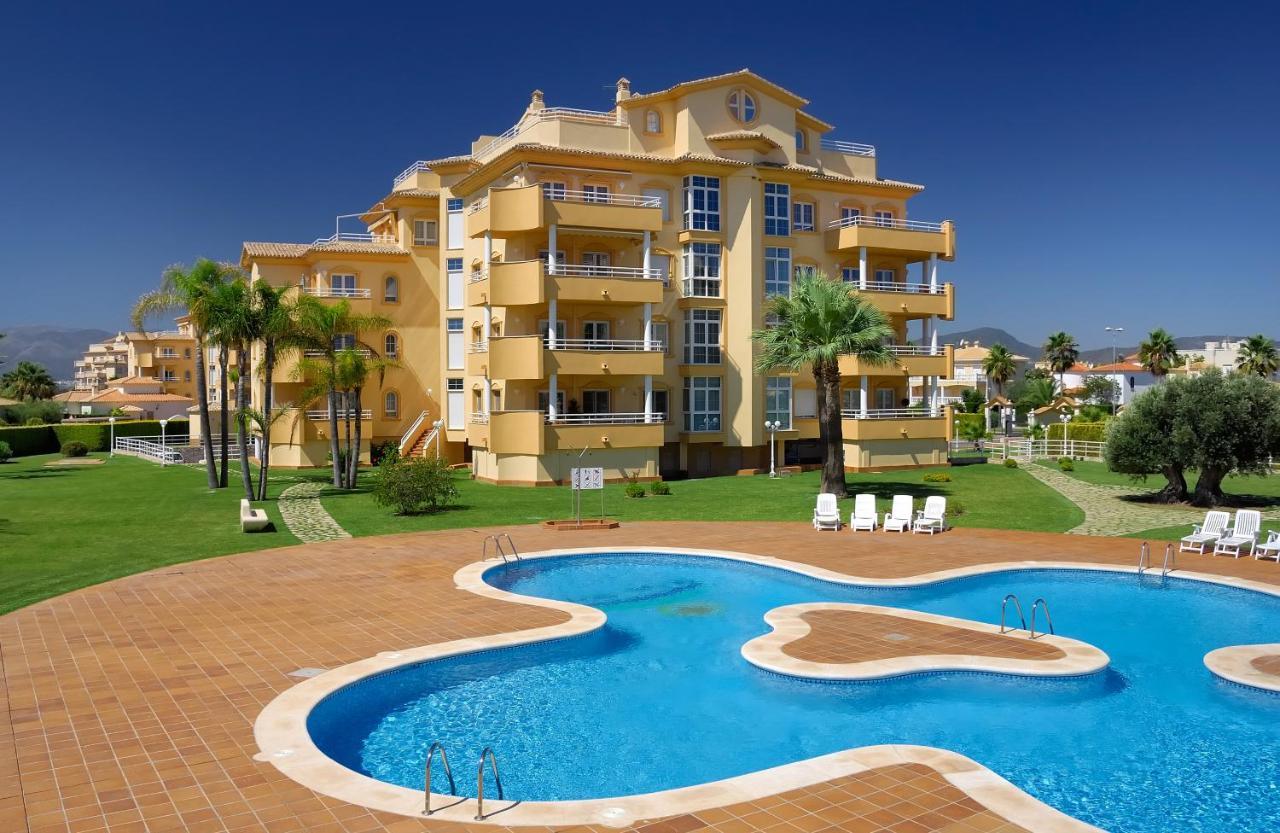 Apartamentos Y Villas Oliva Nova Golf Resort Екстер'єр фото