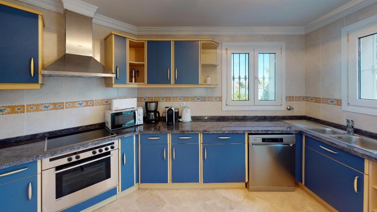 Apartamentos Y Villas Oliva Nova Golf Resort Екстер'єр фото