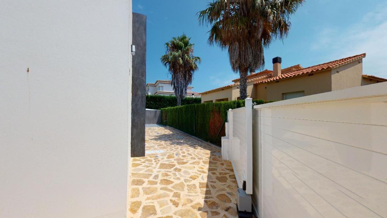 Apartamentos Y Villas Oliva Nova Golf Resort Екстер'єр фото